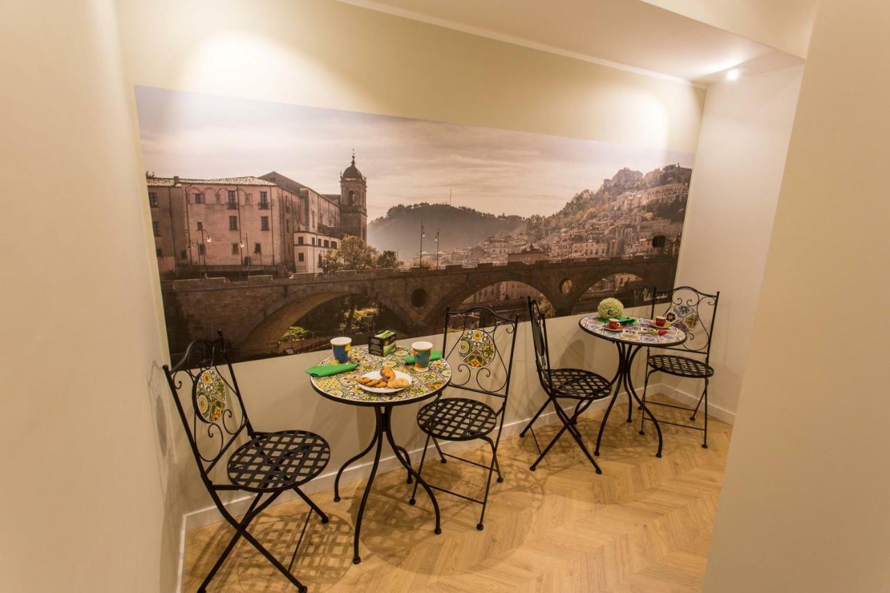 Le Affacciate Bruzie Home Guest House Cosenza Extérieur photo